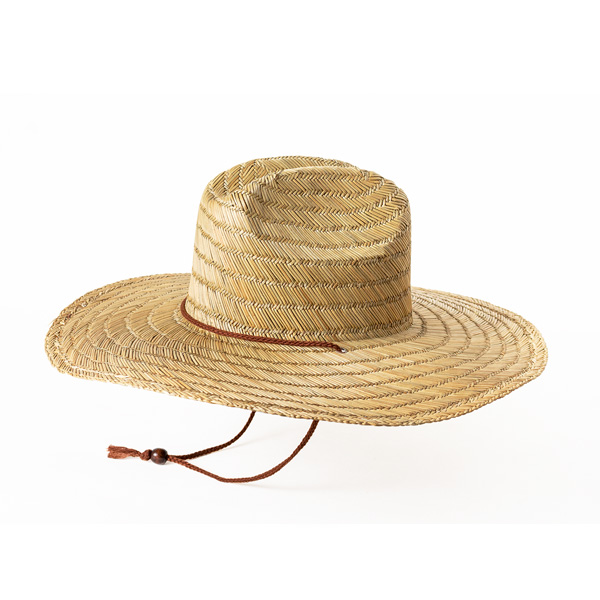 chapéu de praia em palha